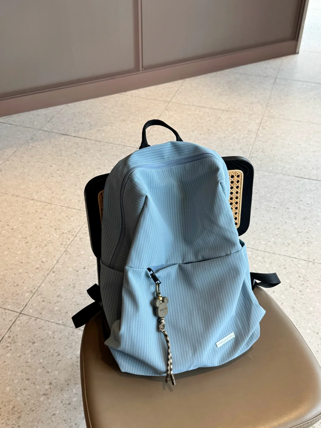 敲适合夏天的旅行背包🎒 雾霾蓝好好看…