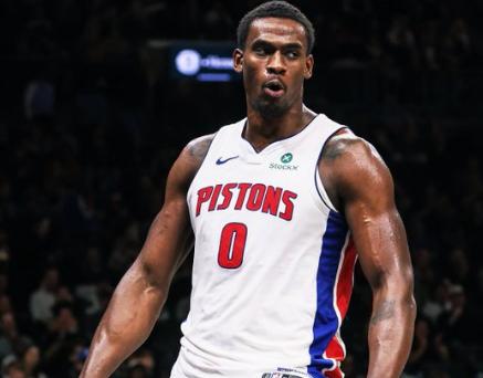 你才是真核心啊！
据统计，杰伦-杜伦自全明星赛后场均23.2分10.9篮板，投篮