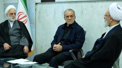 伊朗现在说话真的是硬气急了，面对各国的调节，总统佩泽希齐扬直接表示说你们应该去调