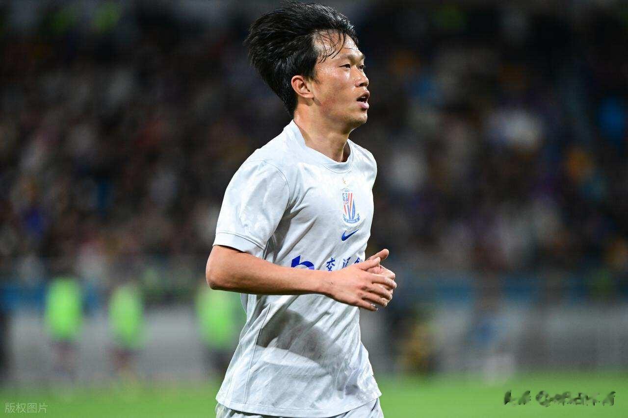 期待吗？申花本轮踢上港三大悬念即将揭晓，谢鹏飞或成球队新奇兵