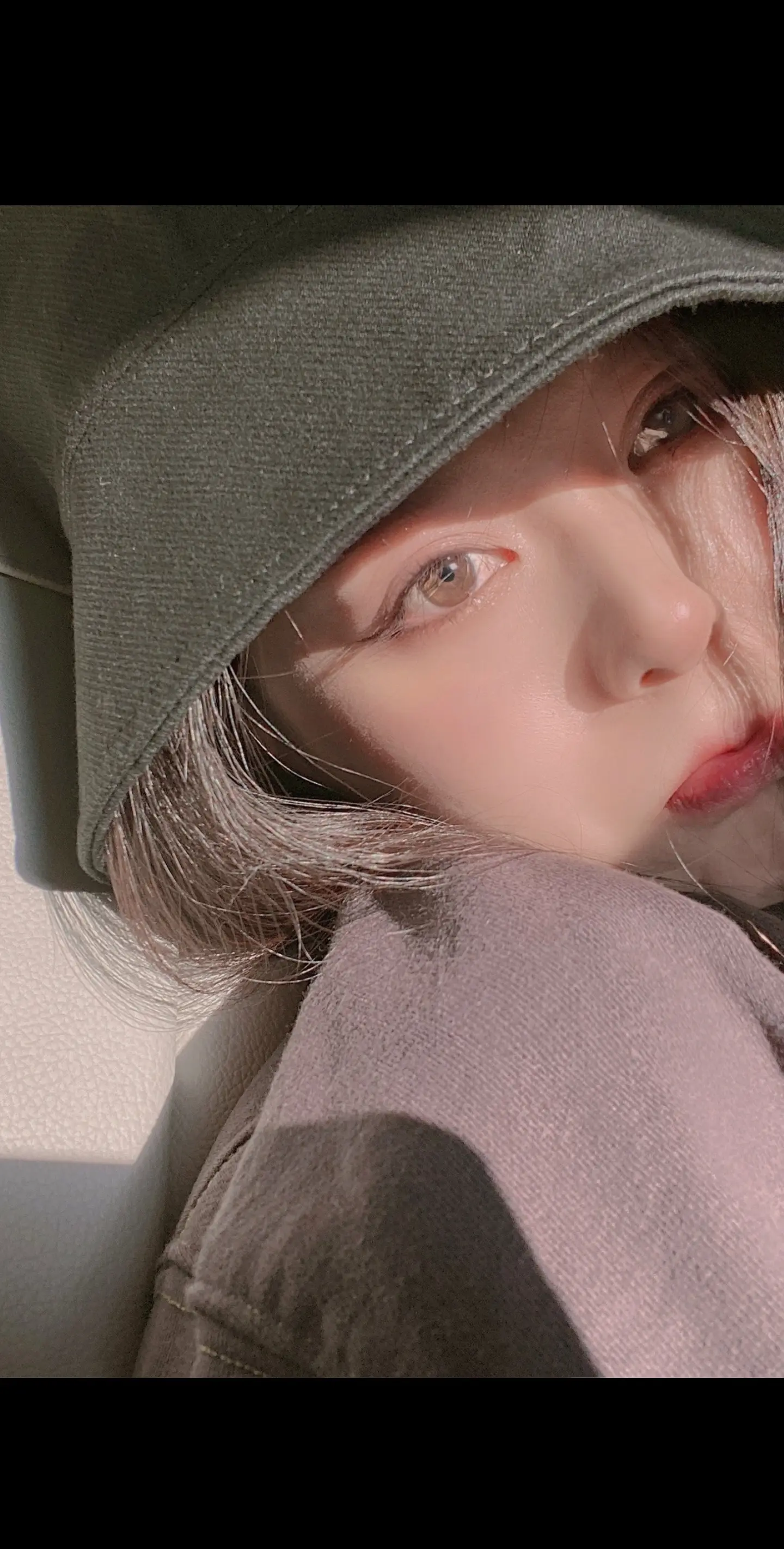 『Look』。