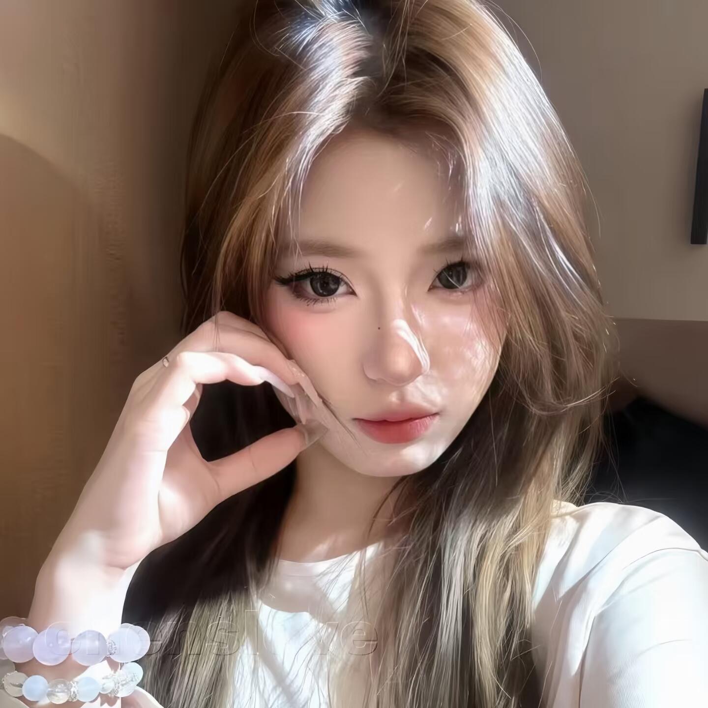 ₊⁺♡̶₊⁺ 𝟎𝟖/𝟑𝟎分享：头像➕壁纸 
