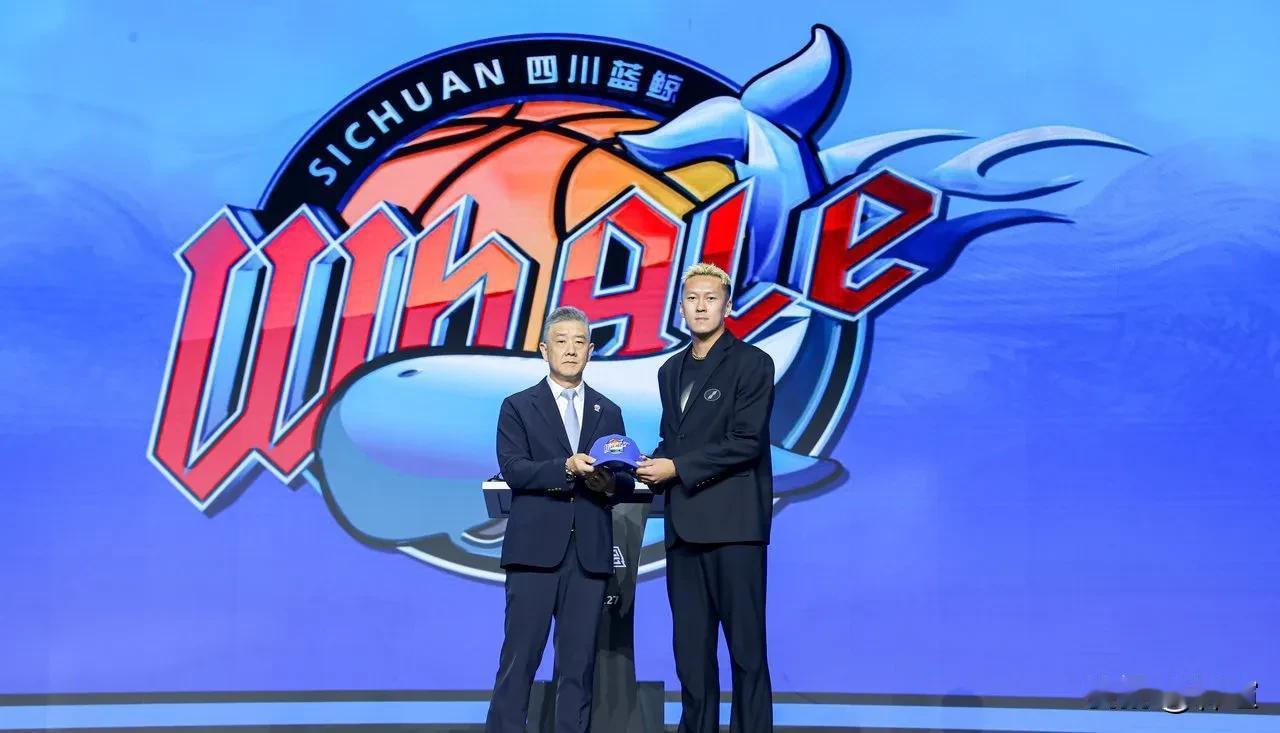 杨政放弃补测可能要反转？日前有消息显示，今年CBA选秀大会总第17号秀杨政可能撤