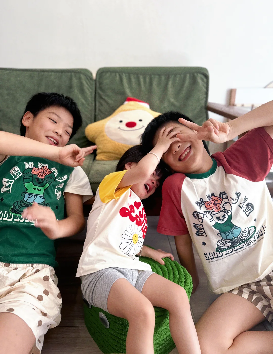 妹妹：哥哥什么时候开学啊！！