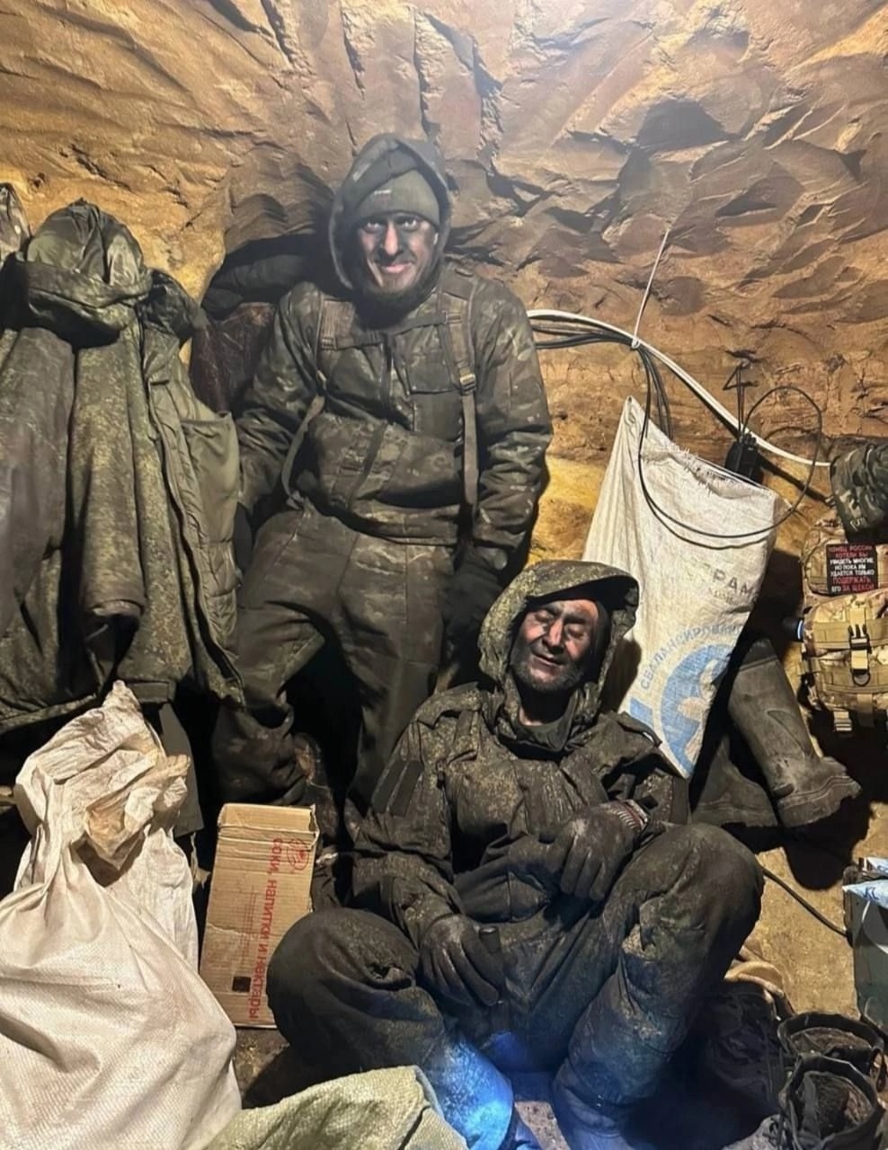 普京称要彻底夺回库尔斯克地区 通过天然气管道突入乌军阵地后方的俄军士兵 ​​​