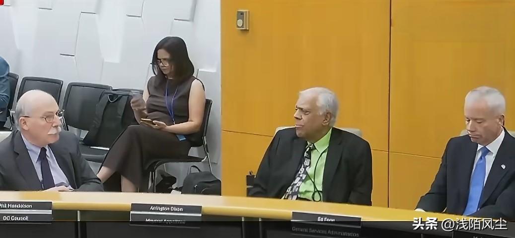 美国规划委员会投票通过特朗普的白宫宴会厅扩建项目，尽管有3.5万份公众意见中97