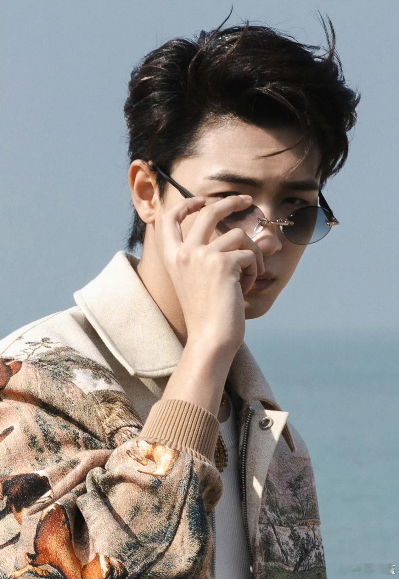 #秦霄贤#这么问吧，德云社现在还有谁没有塌过？ ​​​
