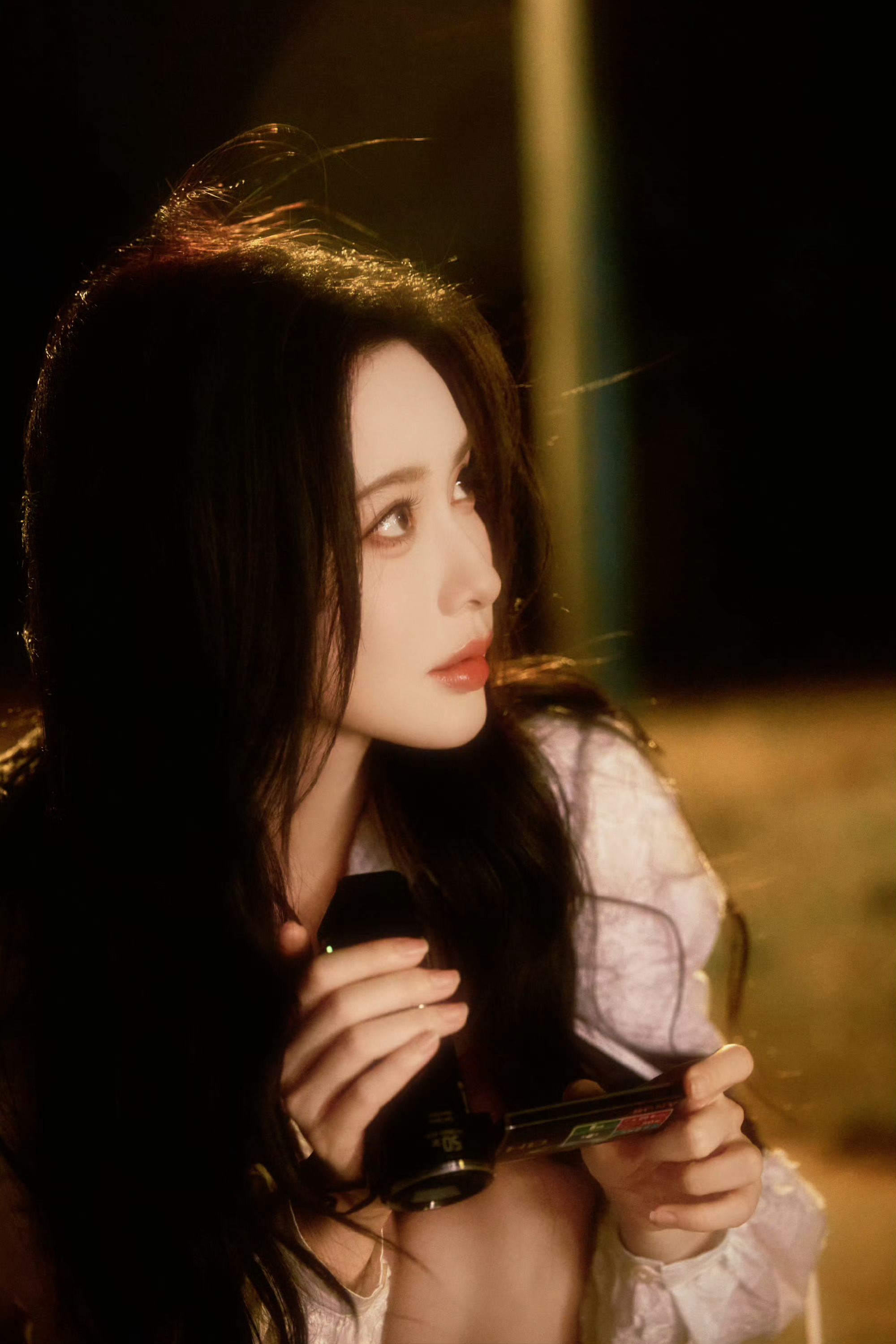  孟子义海边下午茶邀请孟子义甜飒ootd 孟子义这条视频美得让人移不开眼！海边下