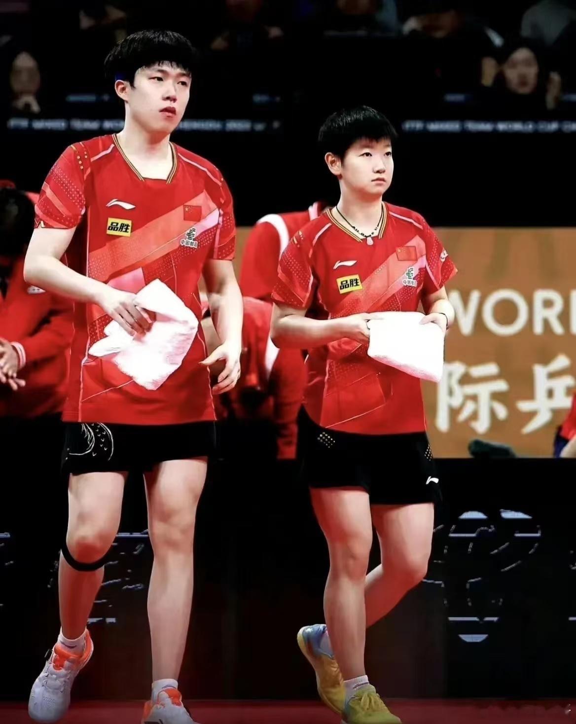国乒VS罗马尼亚，半决赛阵容出炉，暴露出3个不争的事实1、莎头组合再度首发，这充