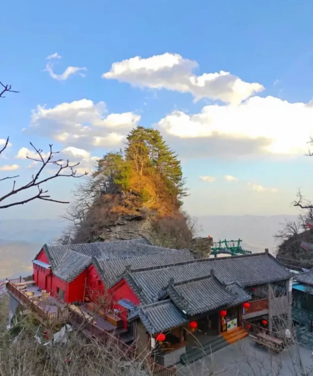 在武当山挖到宝藏酒店