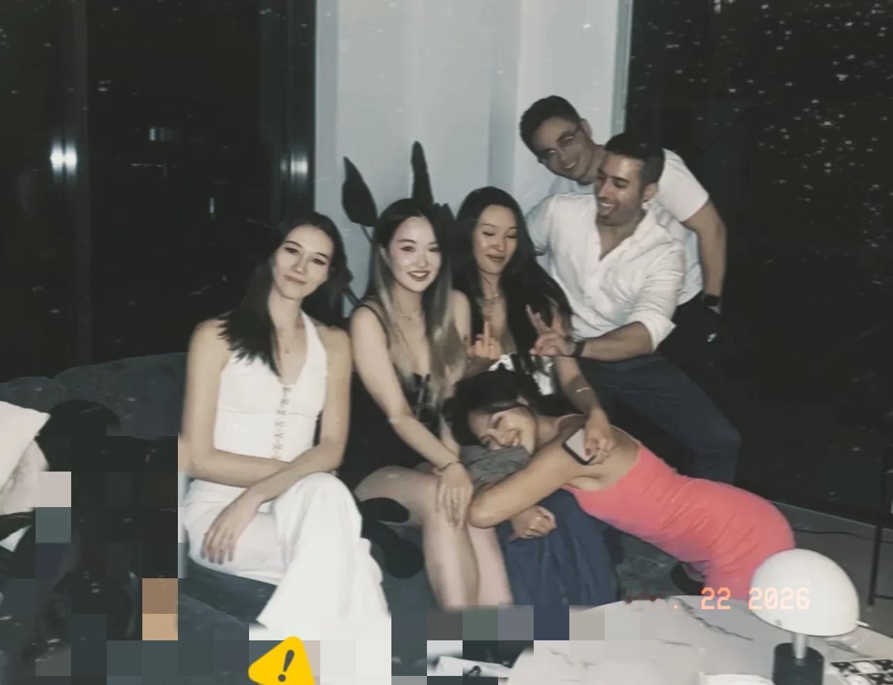 那个“带球回国”的女留学生，彻底把我看乐了。
甚至不是因为那边什么强奸都不豁免的