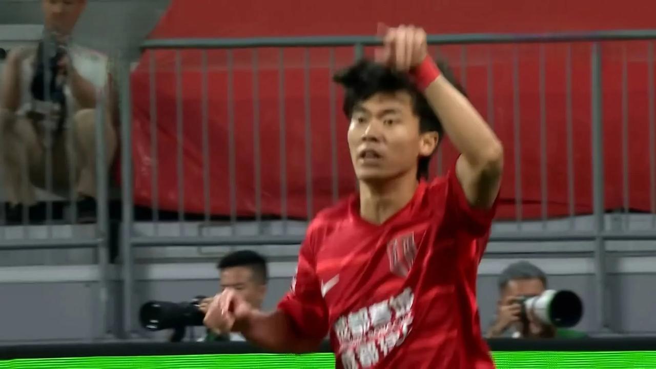 胡荷韬，是否可以胜任中国男足主力右后卫？

作为成都蓉城队目前主力右后卫胡荷韬来