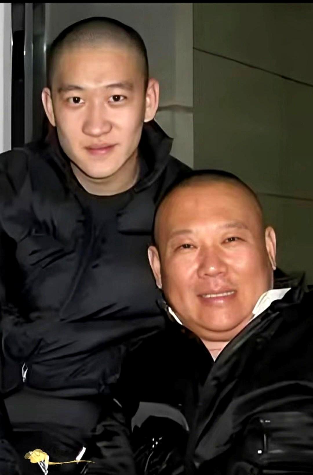 我真是服了这师徒戏怎么还没演完啊！

现在网上吵翻了，有人说“曹云金终于认怂了，