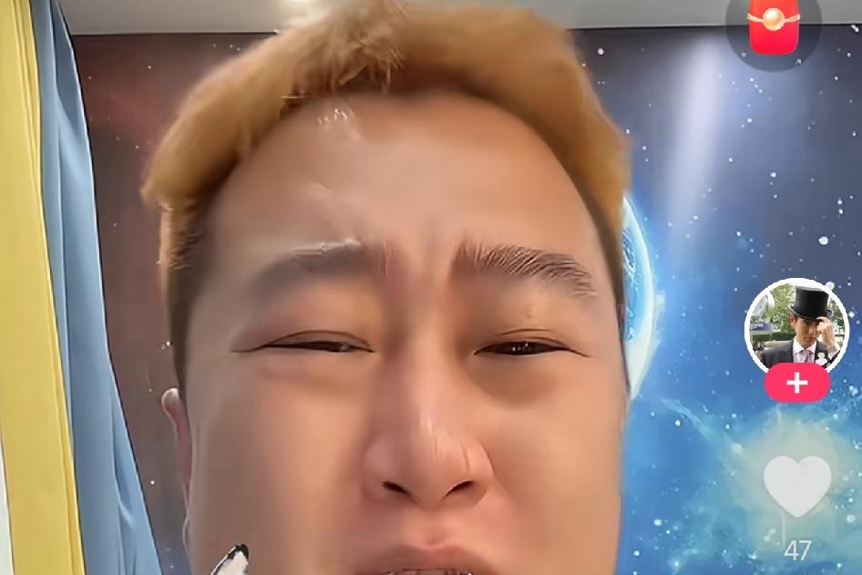 骡子寒心！二驴打算把合同交还给前恩师
 

网红圈又起风波，骡子得知二驴准备把合