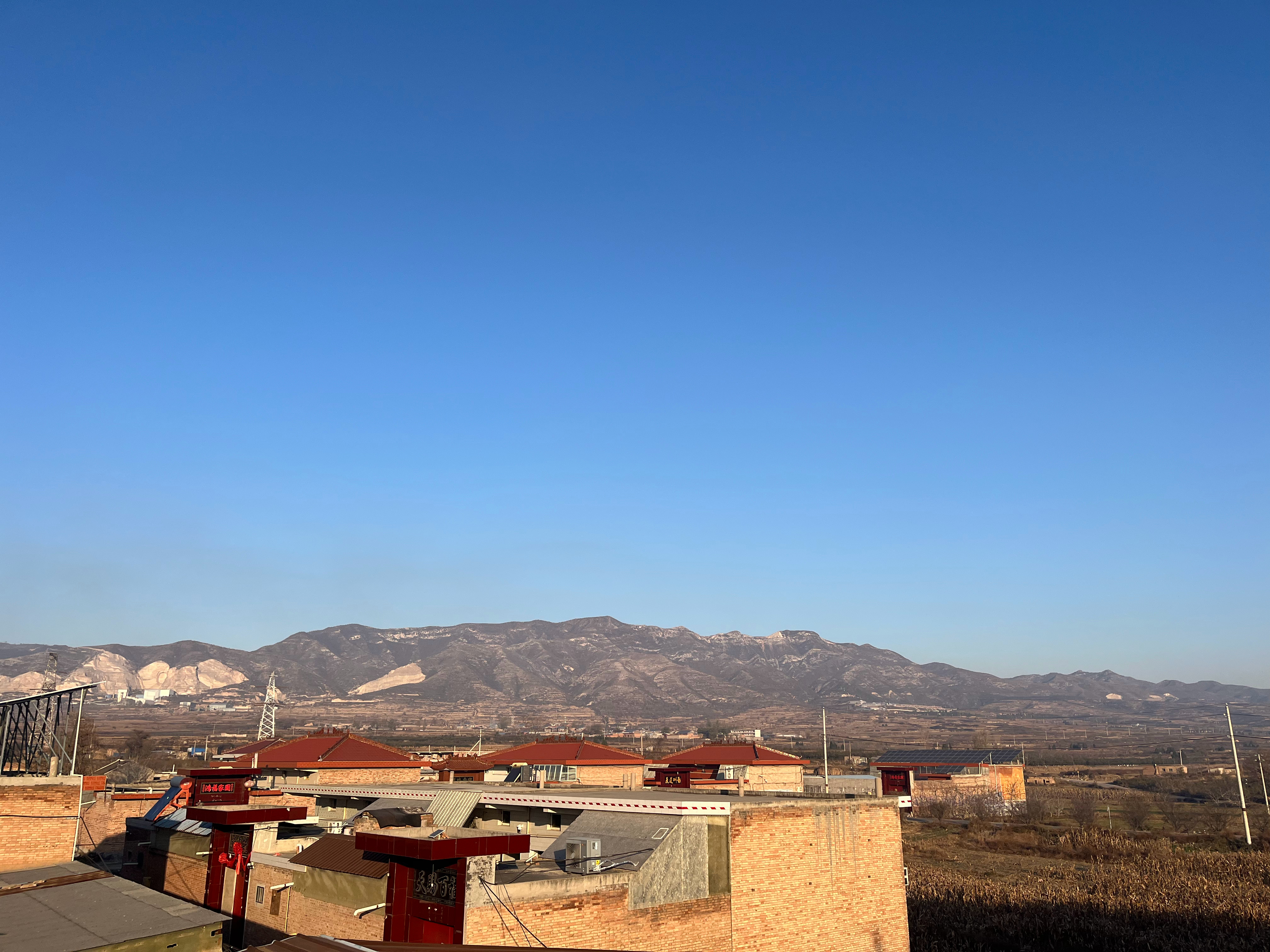 老家的袅袅炊烟