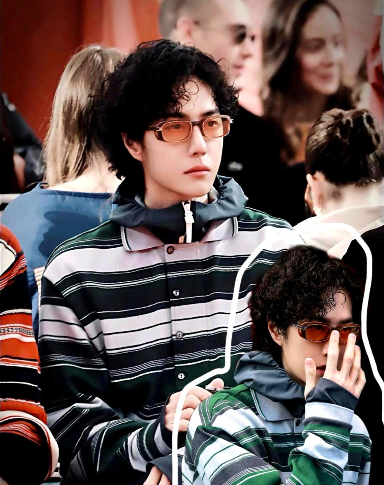 同样是穿横条纹Polo，有人穿成小区大爷，有人穿成全球首穿的时尚标杆。
 
3月