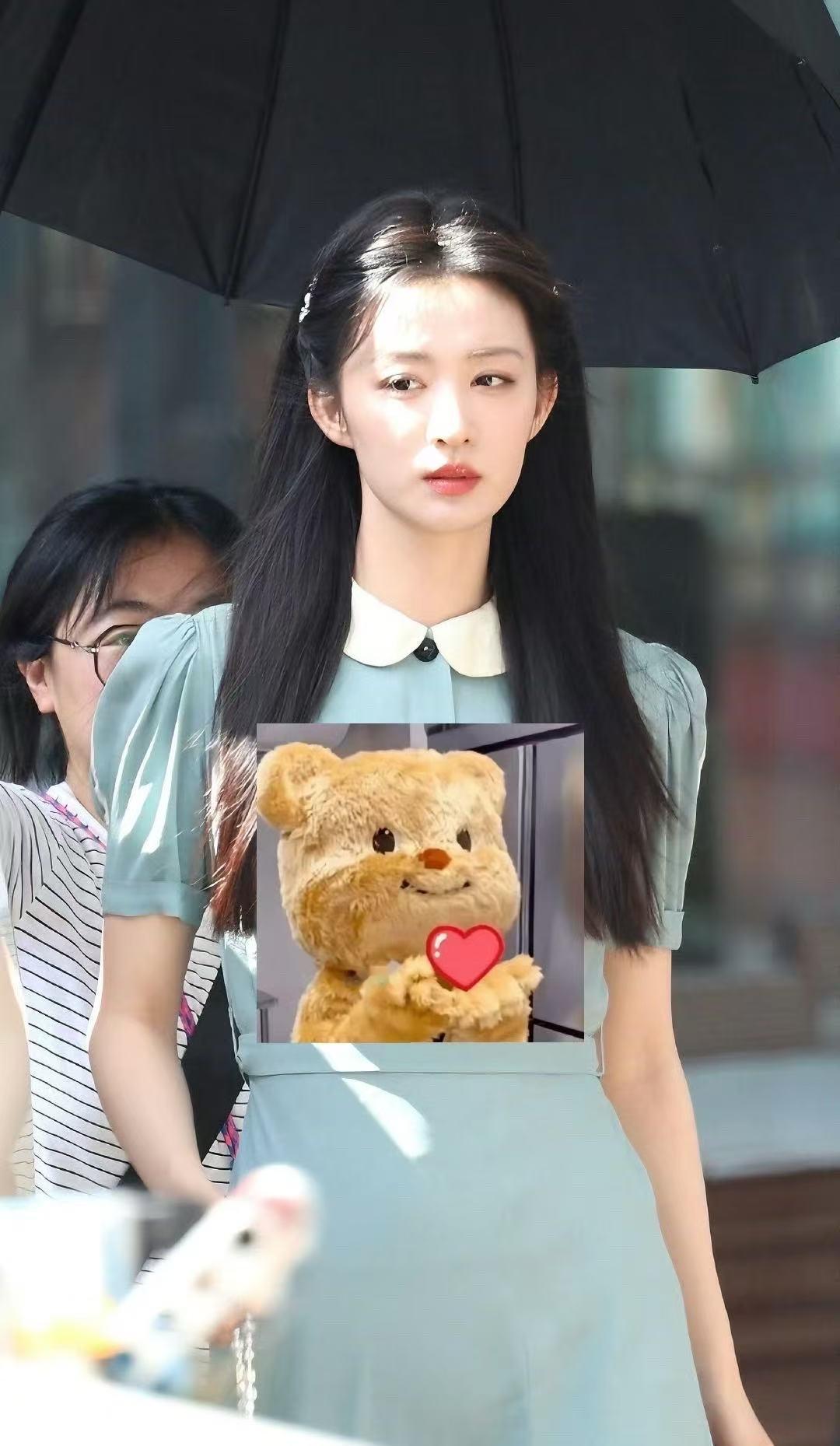 王楚然民国白月光王楚然这一秒过火绿裙路透 素素实在貌美，民国白月光有脸了 ​​​