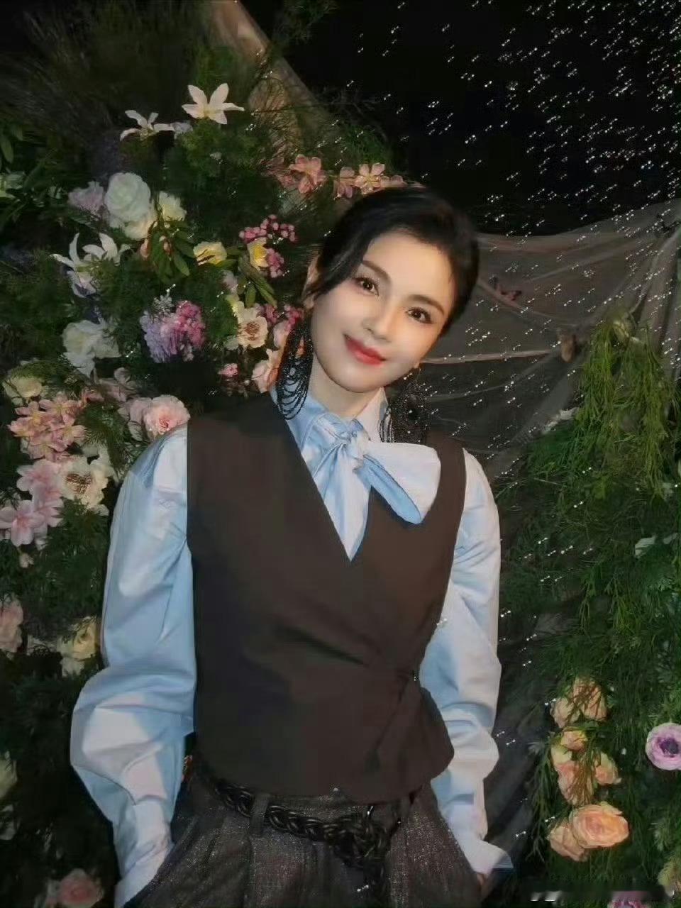 刘涛引导型导师的魅力被刘涛在《无限超越班》圈粉！她当导师超走心，不摆架子不硬教，