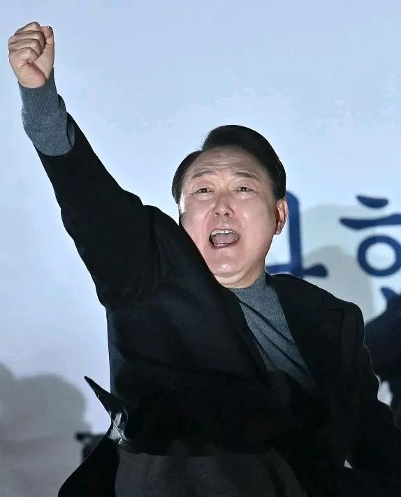 韩国情报部门宣称第二批朝军将赴俄作战！两个没想到：

1.没想到尹锡悦坚持跪美跪