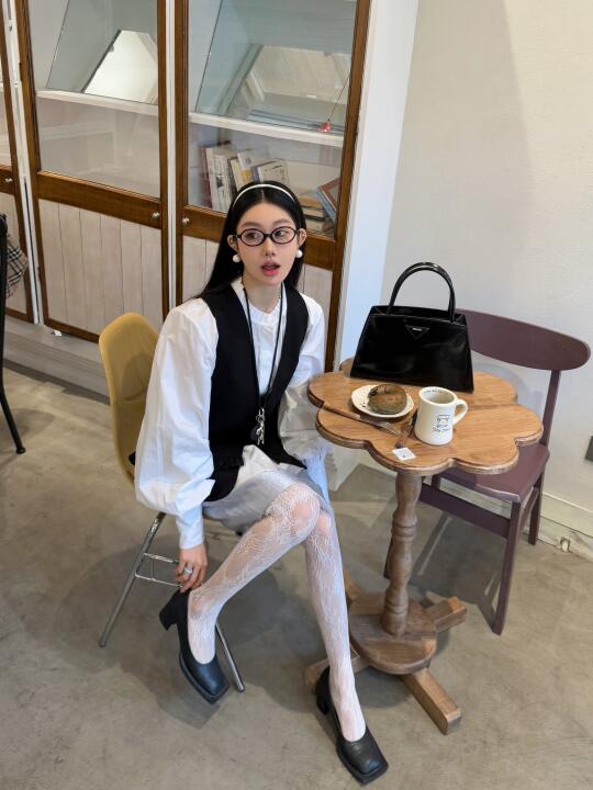 🥯☕️👓