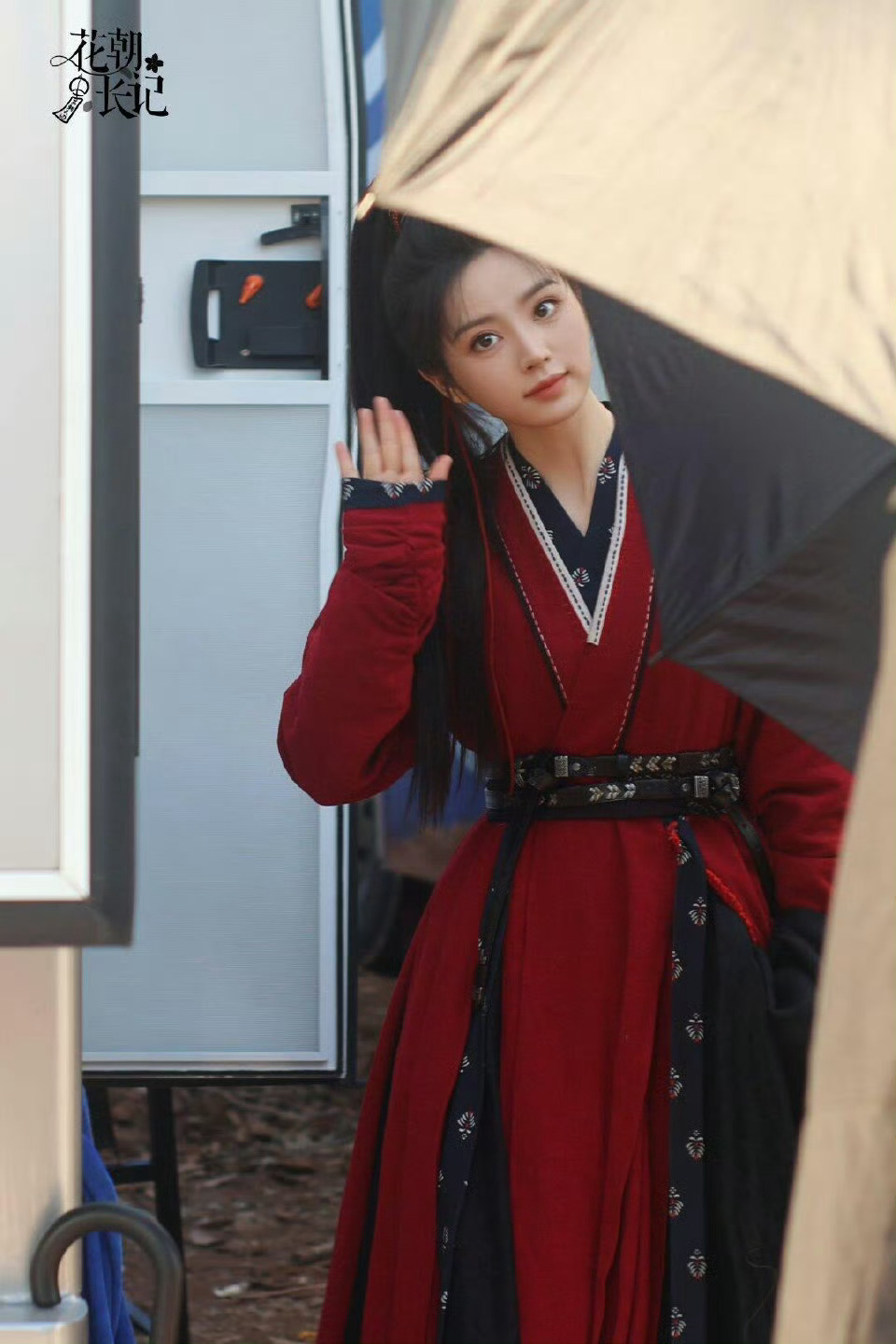 田曦薇樊长玉妆造 田曦薇樊长玉妆造来啦[举花铃]好美的家薇，好飒的点赞👍 