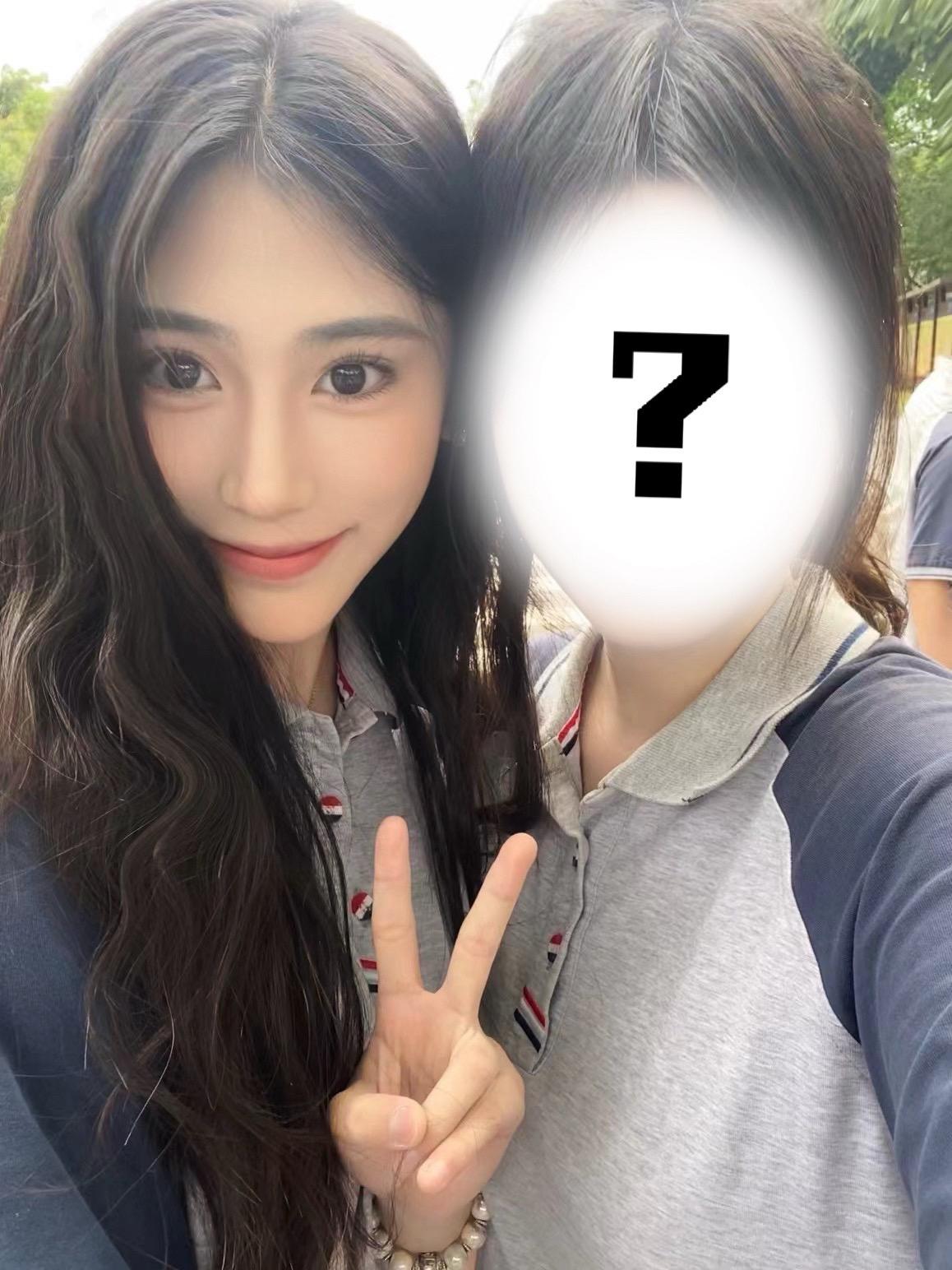 我的少女时代是在赞美中度过的。