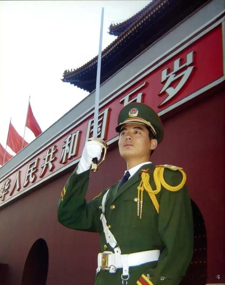 中国人民解放军三军仪仗队，是我国唯一国家级仪仗司礼部队，核心使命是展示国威军威，