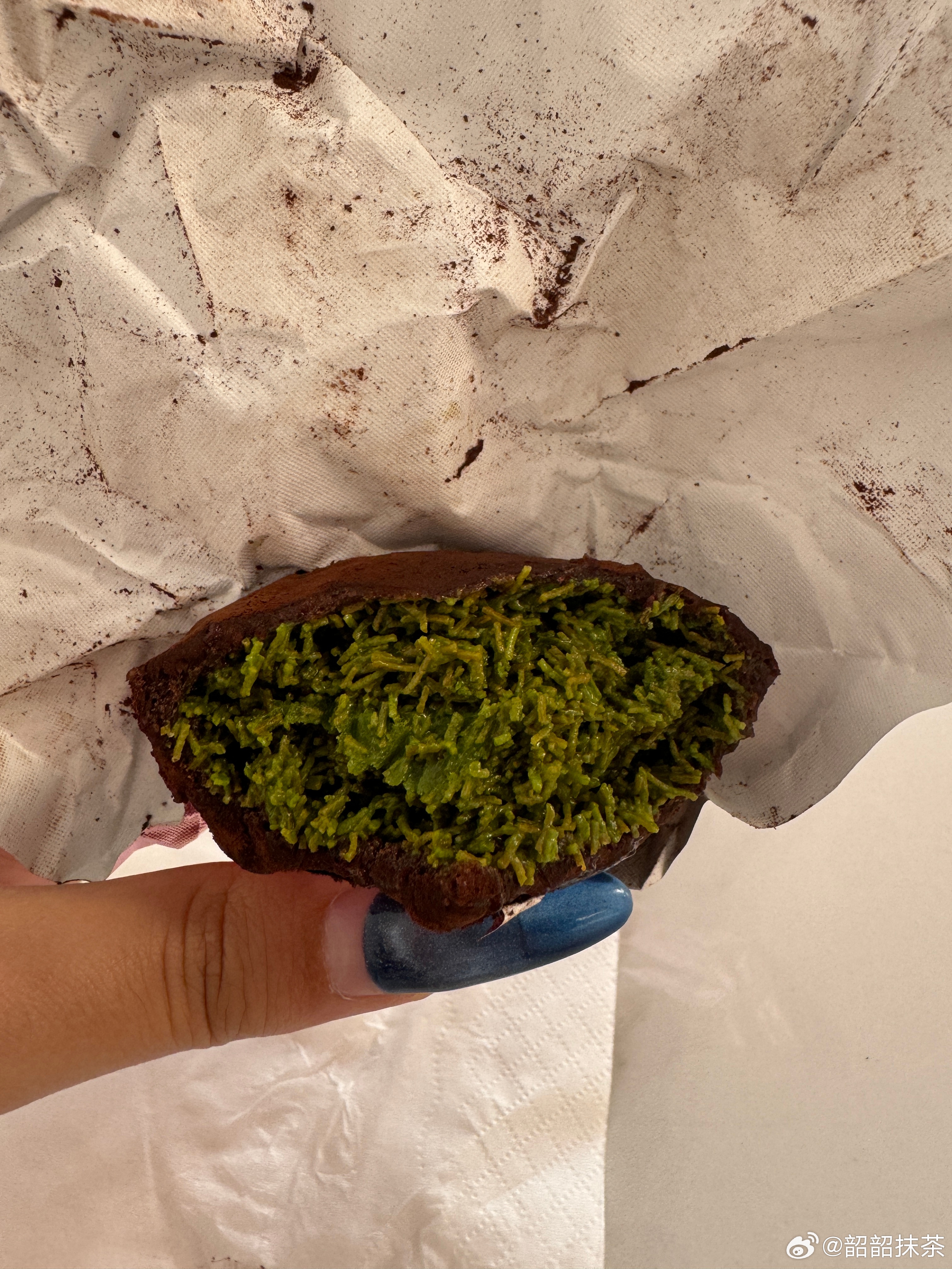 又在严肃品尝迪拜软曲奇了！ 北京最出名的两款😋 