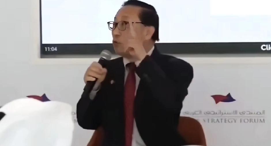 美方长期将技术竞争异化为政治操弄，其指控本质是遏制中国发展的焦虑投射。以歼-10