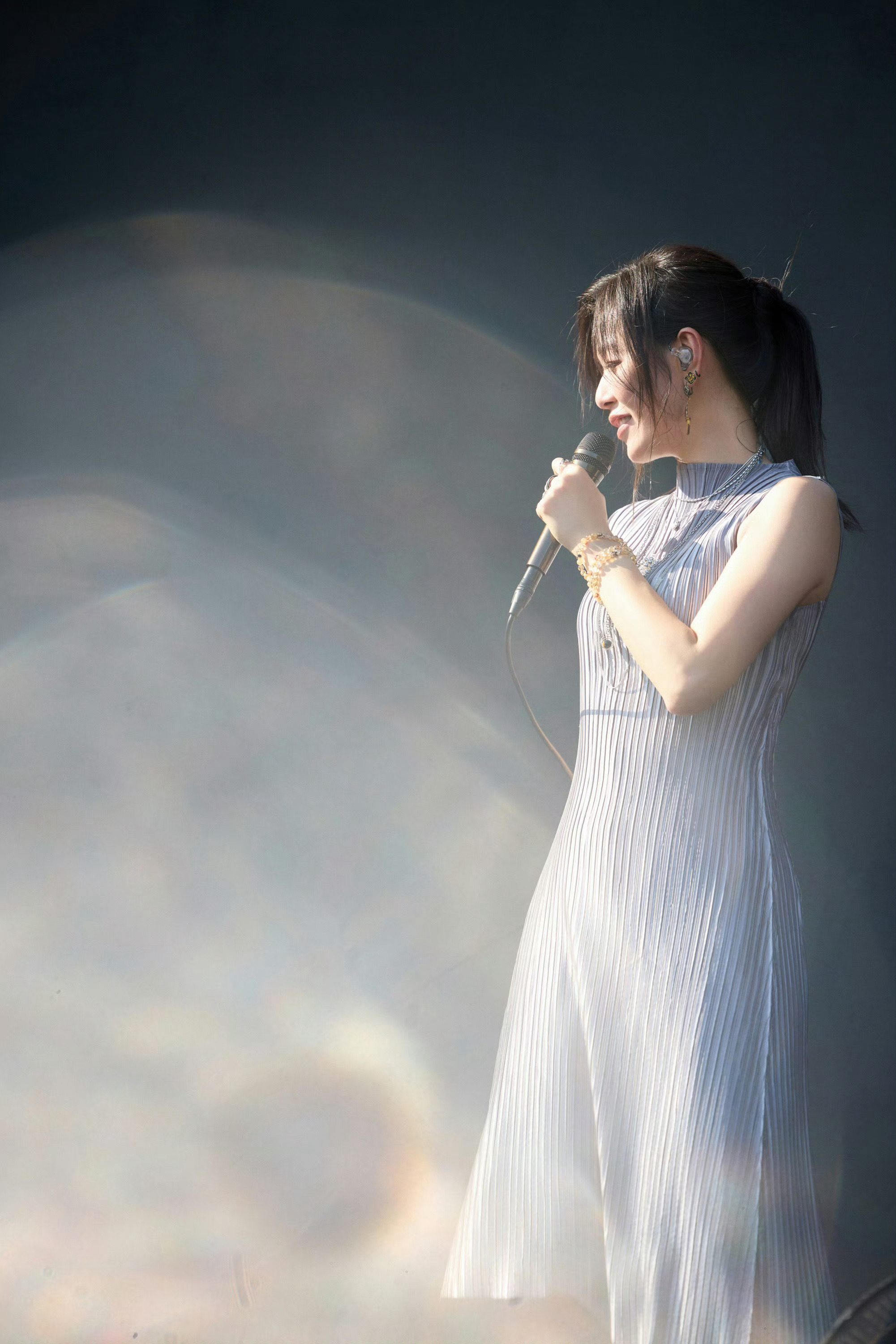 安溥美得像一轮明月✨ ​​​