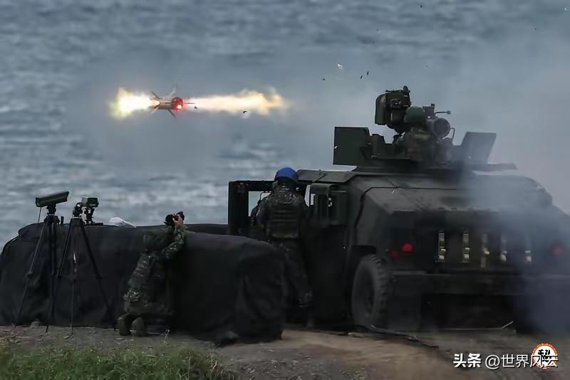 为了稳住中国，美国开出的筹码非常离谱！
3月1日，美媒称美国总统特朗普会推迟对台