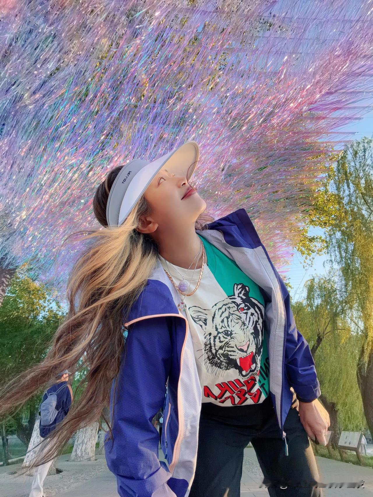 28日88动车8号车厢8排8小时一路向北～发发发[呲牙]
大北京我回来啦
此心安