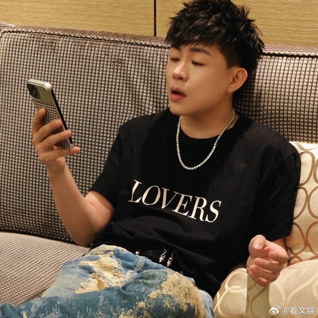 胡彦斌低调公益胡彦斌捐款100万元驰援香港 胡彦斌 