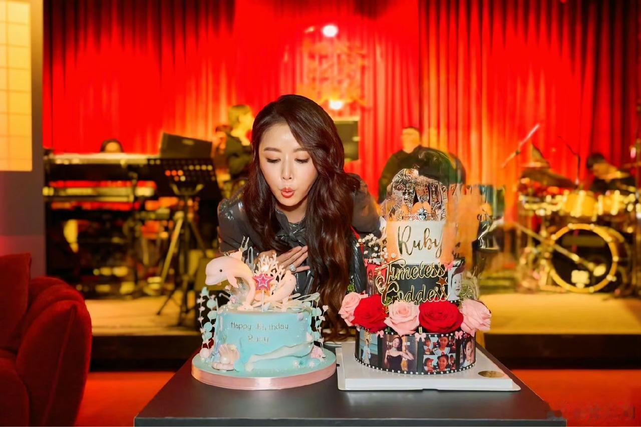 不得不说，
林心如是还珠三姐妹里最聪明的了，
她不好高骛远，也不偷税漏税，只是想