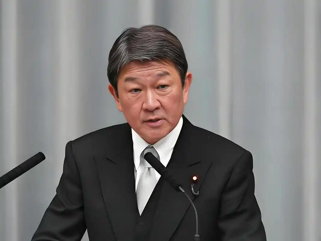 日本的天彻底塌了。如果说日本此前还有幻想，希望改善中日关系，那么随着7月12日，