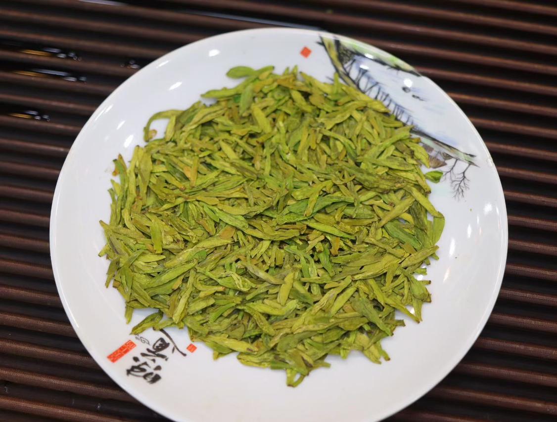 我的今日状态：💰期待暴富
我这里的天气：🌤️多云