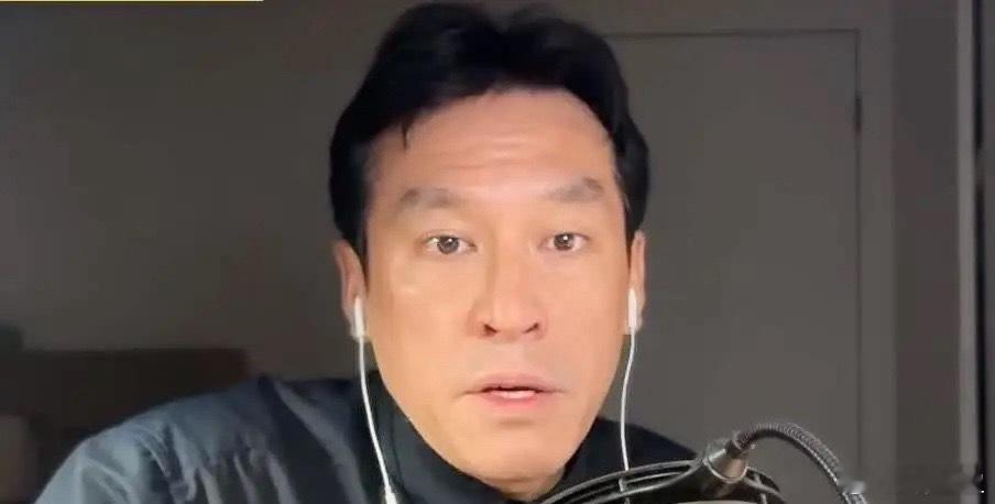 黄暐瀚公然叫嚣：“就算特朗普支持统一，我也不接受”。针对特朗普近期表态“不希望台
