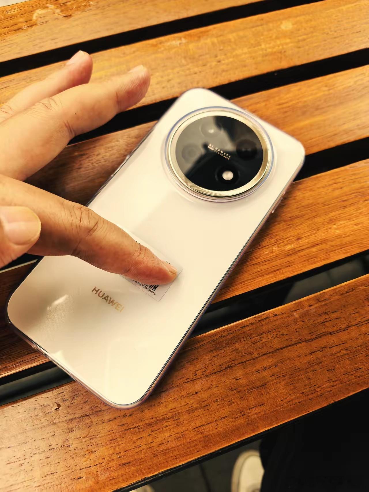 有本事你拿货来卖啊！不好意思，我来了昨天领国补下的单，上午刚刚拿到，这质感！手持