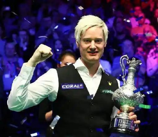 “澳洲虎”再发虎威，四连鞭挑落“囧哥”，强势晋级四强！
       沙特利雅得