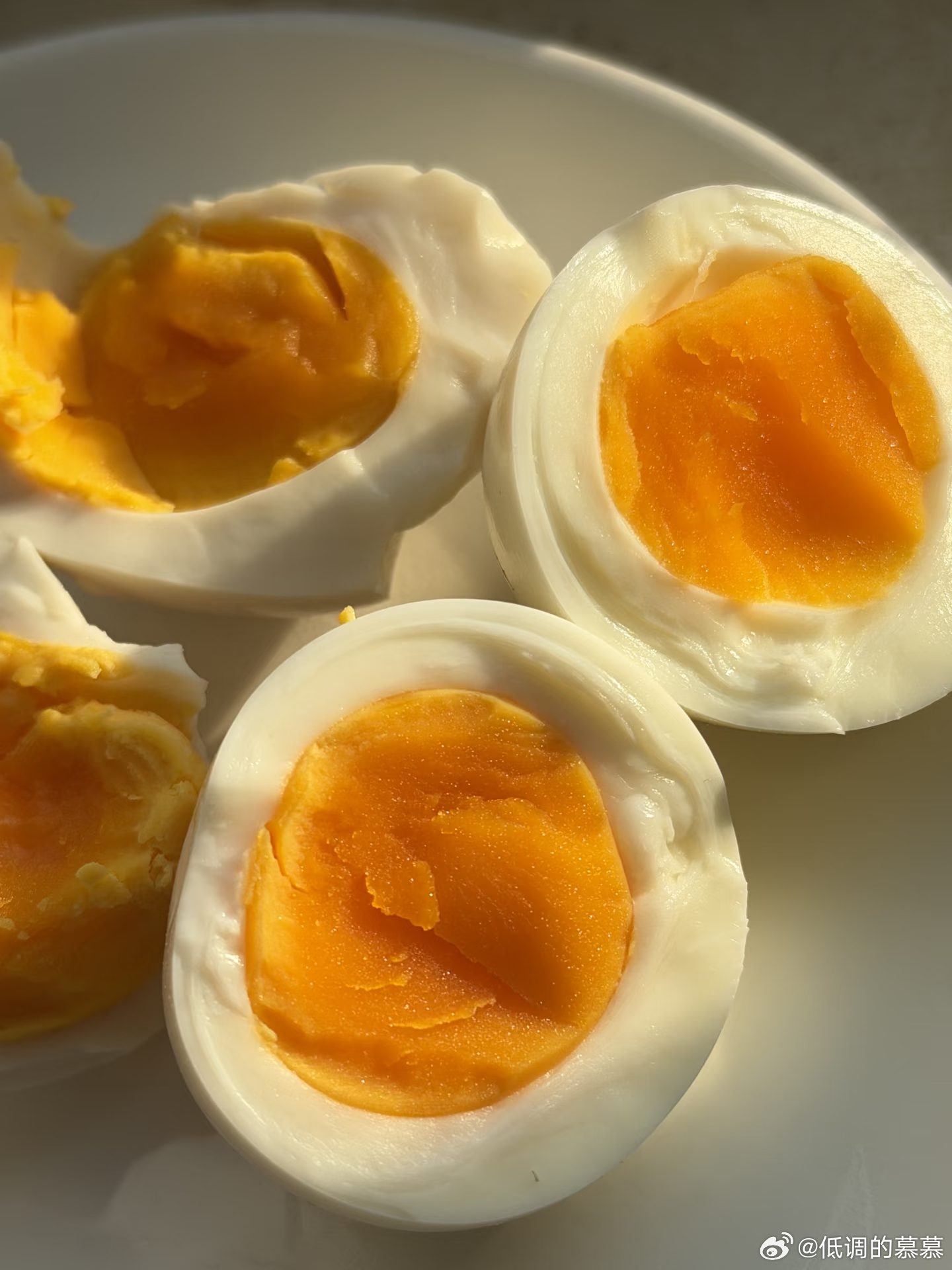 今天的溏心蛋绝绝子 