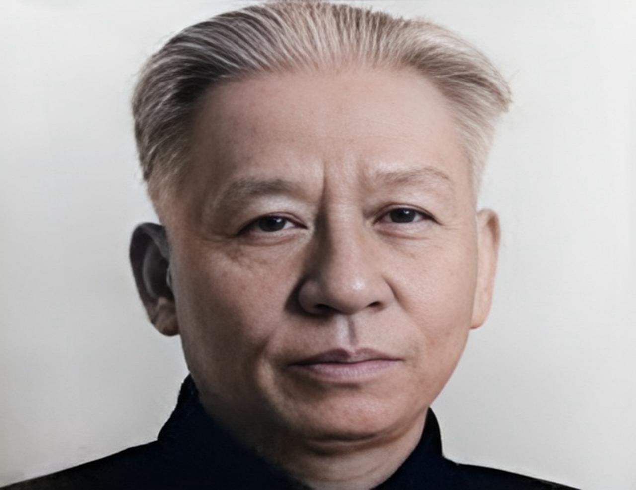1980年，中央决定为刘少奇平反，在开会讨论过程中，有人提出决议中要不要写他也放