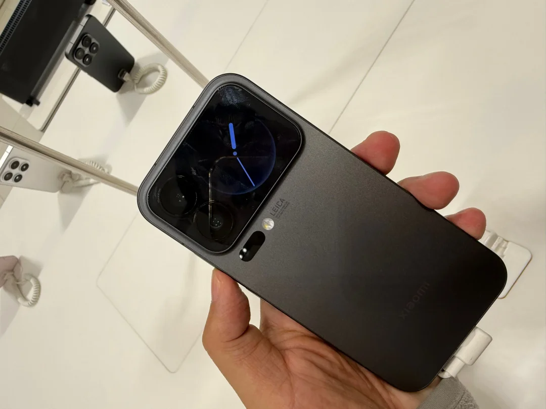 小米17 Pro的副屏，有亮点，也有槽点！