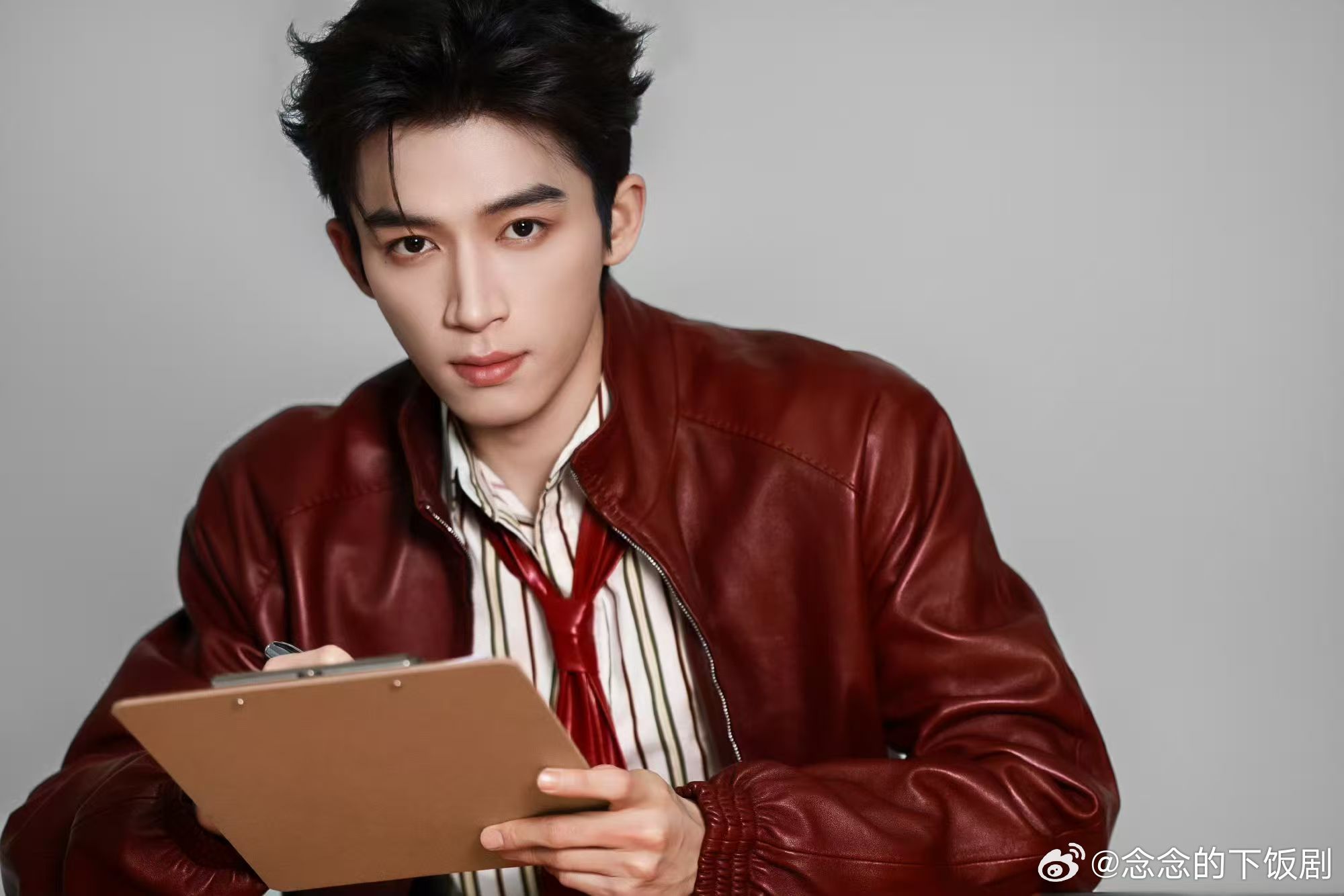 魏大勋王星越又争又抢魏大勋和王星越为了高叶又争又抢，互动也太有梗了，全程火药味十