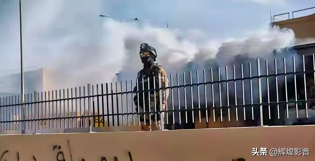 突发！伊拉克天价悬赏美军高官，中东局势一夜拉满警报
 
中东局势再添猛料，一场针