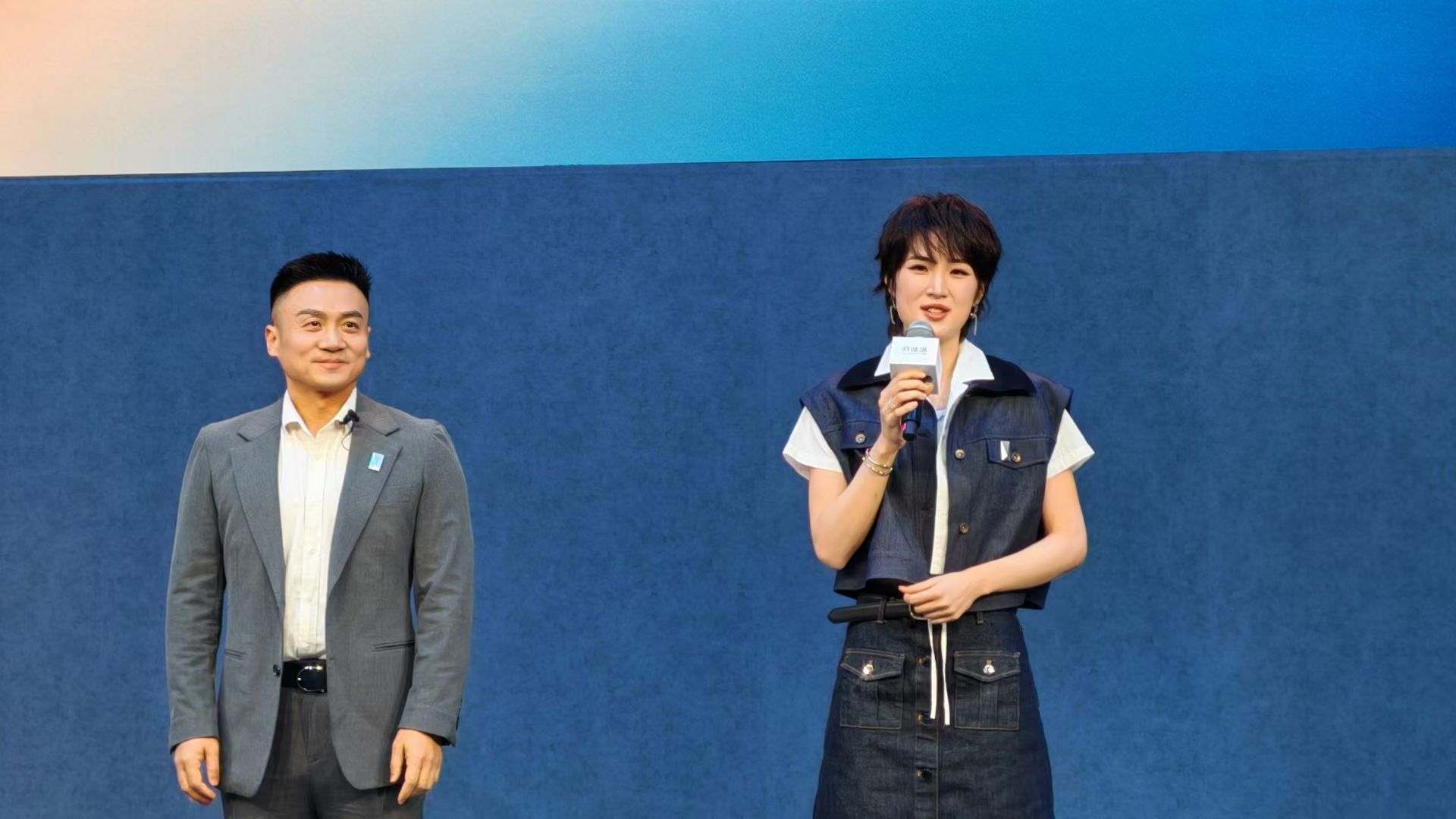 阿维塔，华为公主驾到！