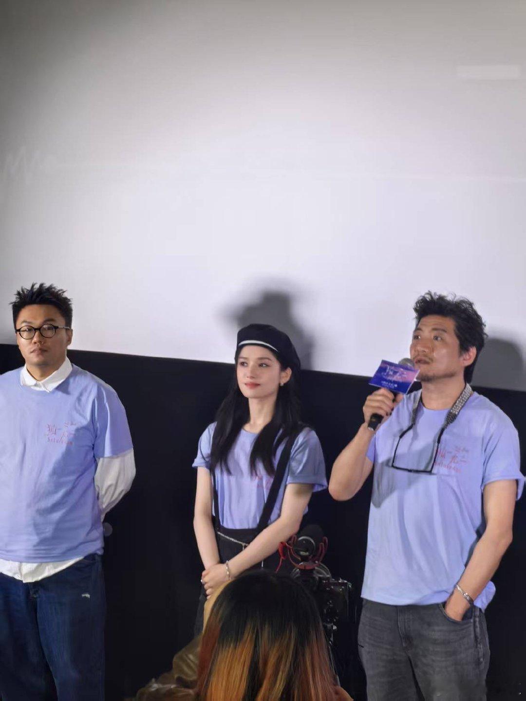 不得不说，《独一无二》是近期青春片中的佼佼者。电影独一无二首映口碑 点映零差评不