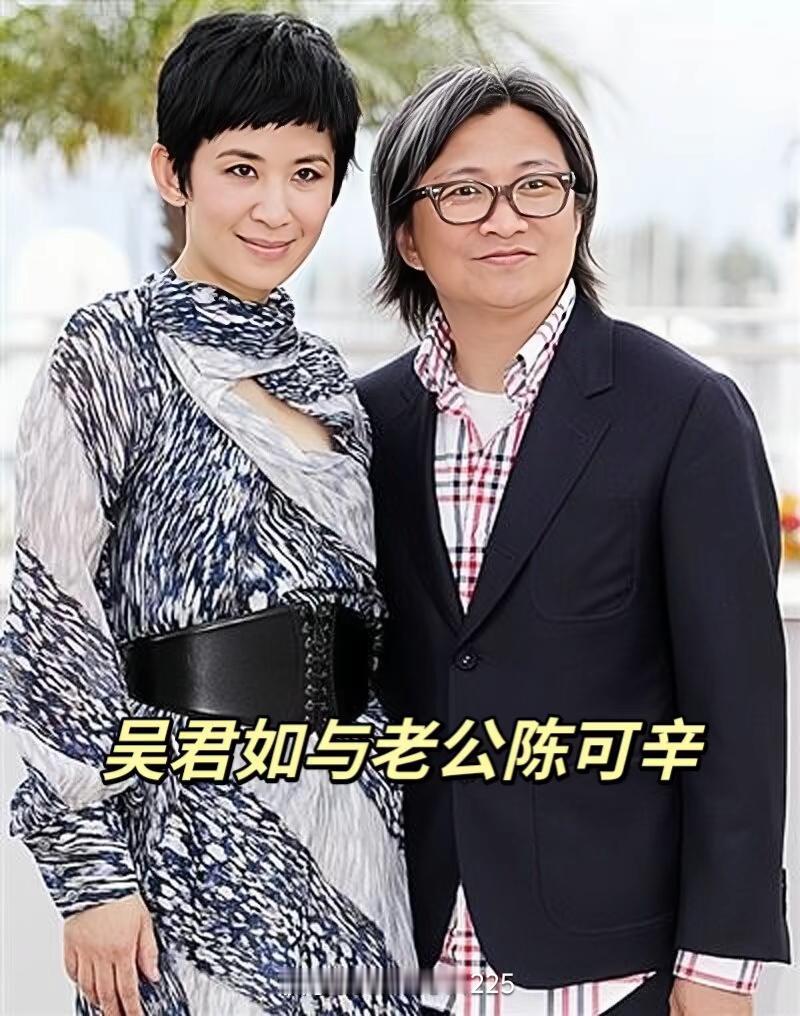 11月11日中午12点多，知名导演陈可辛出车祸了。地点在香港香岛道东行往香叶道方