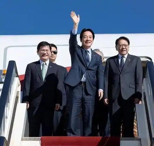 我把知道的斯威兰士情况介绍一下给大家，这确实是个很小的国家，它是非洲东南部的内陆