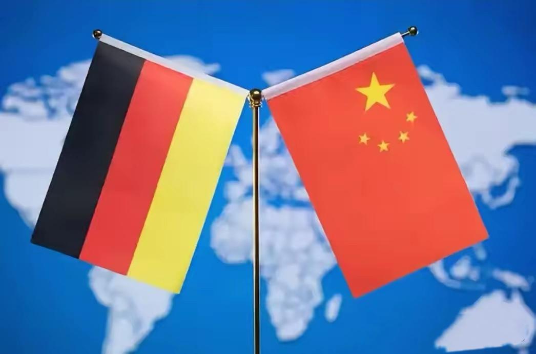 美国都不管，德国捕风捉影紧急约见我大使，丑球一个！

法新社消息显示，德国仅凭西