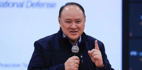 这个被中国制裁的人，突然说要谈了
菲律宾防长特奥多罗6月28日突然喊话，说要继续